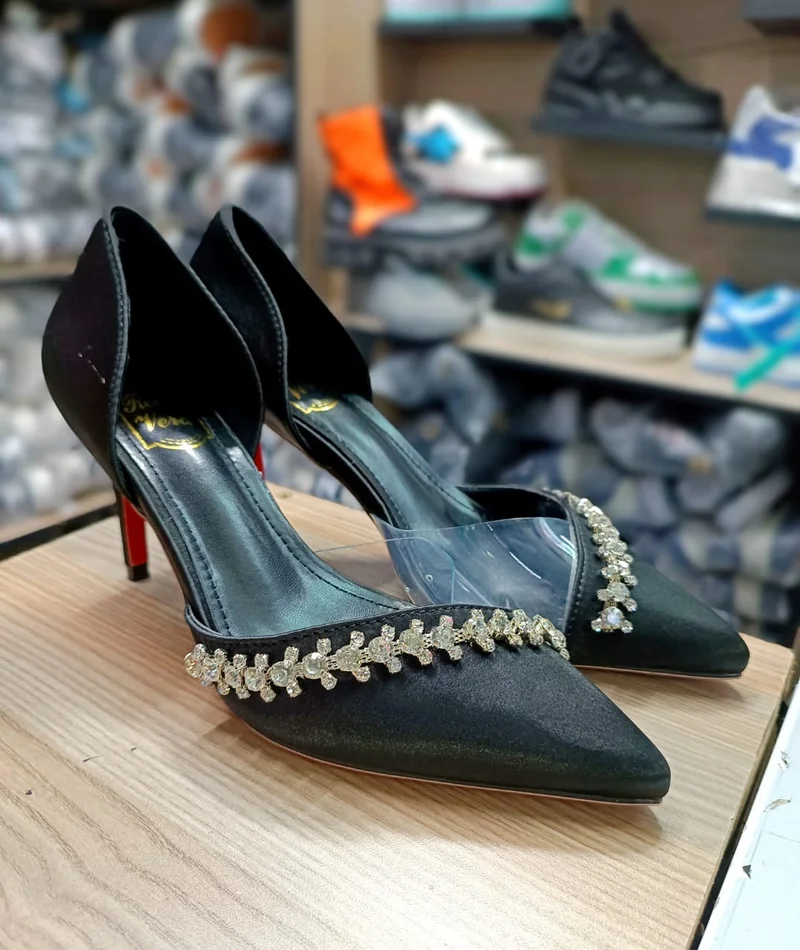 Women's High Heels  Closed Pointed Toe Black Quality Ladies Shoes