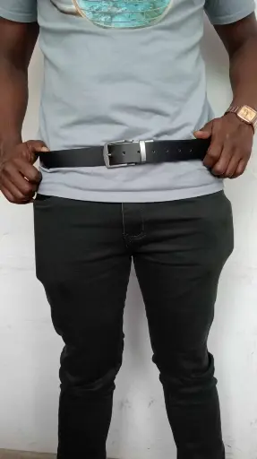 THE 2-IN-1 REVERSIBLE BELT FOR MEN. 