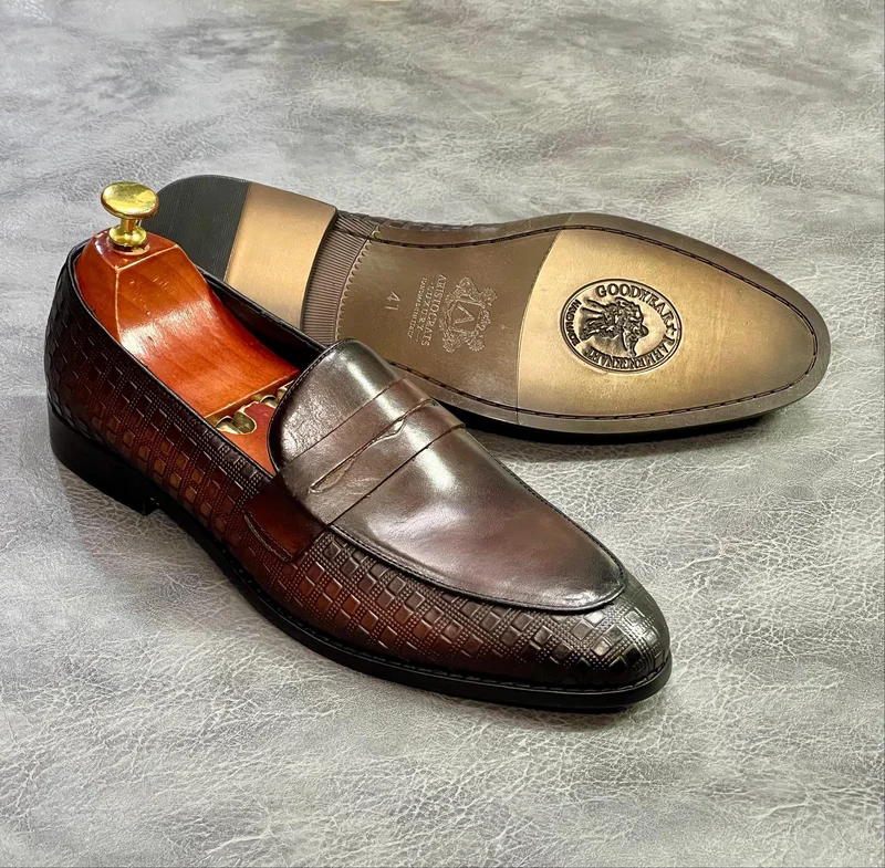 Authentic cow leather bikeofficial shoes-Brown