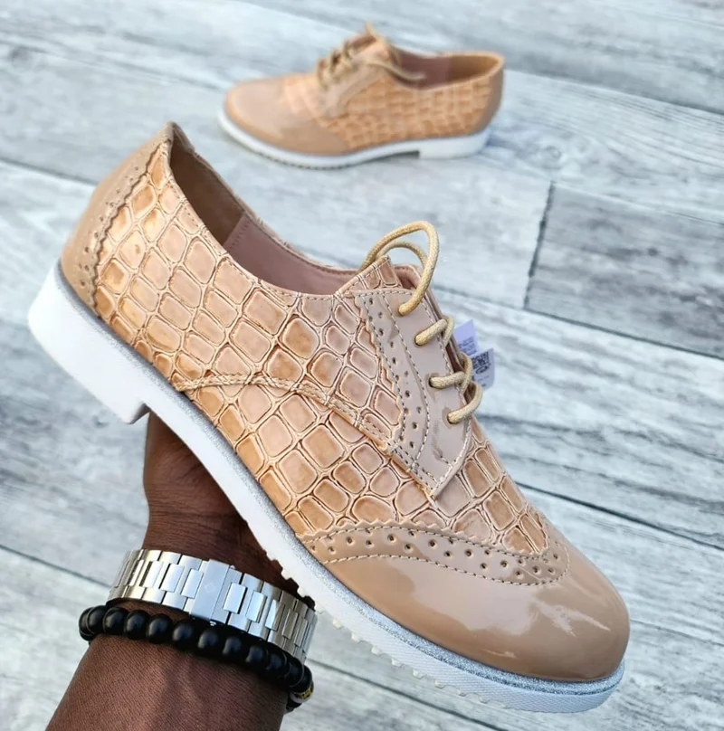 Beige Fashion Brogues Ladies Laced Shoes