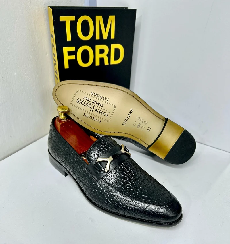BLACK Anaconda Textured  TOM FORD MEN’S LEATHER LOAFERS