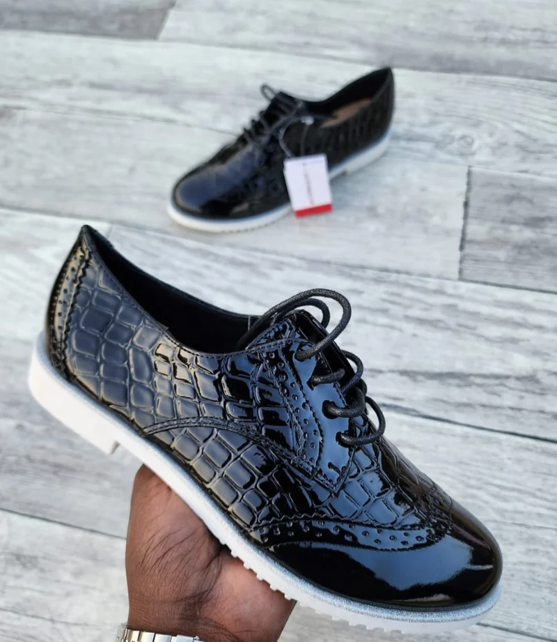 Black Fashion Brogues Ladies Laced Shoes