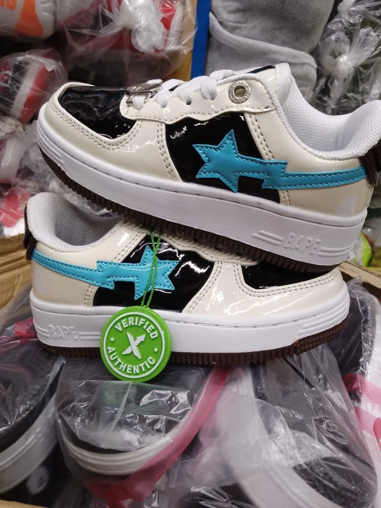 A BATHING APE Bape Sta x Marvel 'Cream Black Blue'